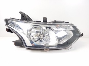 Mitsubishi Outlander (2012–2021) Headlight 8301C200 - 4