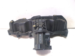Volkswagen Jetta (2010–2017) Sisselaskekollektor 03L129711 - 2