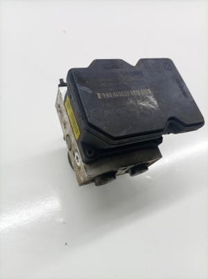 ABS unit - 589202W980