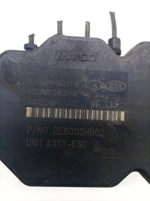 Hyundai Santa Fe (2012–2018) ABS bloks 589202W980 - 3