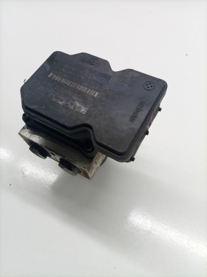 Hyundai Santa Fe (2012–2018) ABS bloks 589202W980 - 4