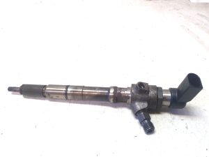 Volkswagen Jetta (2010–2017) Injektor Einspritzdüse 03L130277B - 2