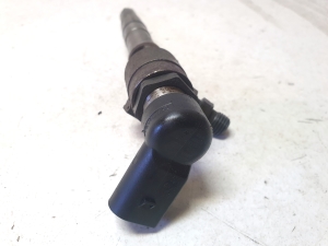 Volkswagen Jetta (2010–2017) Injektor Einspritzdüse 03L130277B - 4
