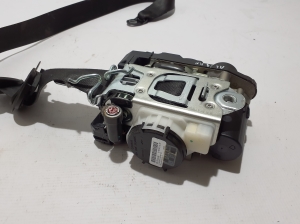 AUDI A6 C8 (2018–2025) Sicherheitsgurt vorne 4K8857705A - 3
