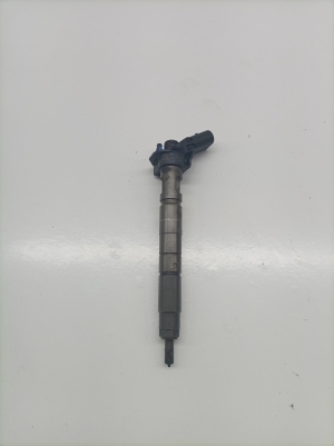   Injektor Einspritzdüse  - 338002F000 