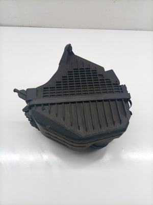 Hyundai Santa Fe (2012–2018) Luftfiltergehäuse 281002W300