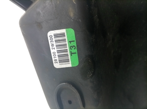 Hyundai Santa Fe (2012–2018) Luftfiltergehäuse 281002W300 - 5