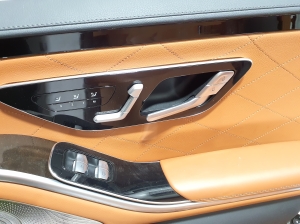 Mercedes Benz S-Class 223 (2020–2026) Salons un tā detaļas - 7