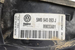 Volkswagen Golf Plus Mk5 (2004–2008) Tagatuli tagaluugil 5M0945093J - 2