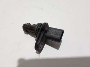 AUDI A6 C8 (2018–2025) Camshaft position sensor 06H906433E - 2