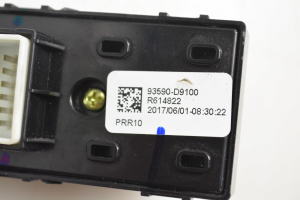 Kia Sportage (2016–2021) Schalter el. Fensterheber hinten 93590D9100 - 4