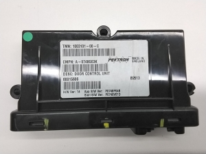 Tesla Model S S (2012–2026) Front door control unit 100310100C - 4