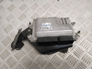   Engine control unit  - PXGH18881A 