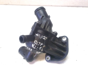 Volkswagen Jetta (2010–2017) Termostaadi korpus 03L121111R - 5