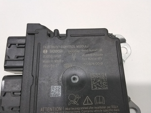 Tesla Model 3 3 (2016–2024) Airbag module 151287600B - 3