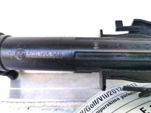 Volkswagen Golf VII (2012–2026) Esitule pesudüüs 5Q0955966 - 4