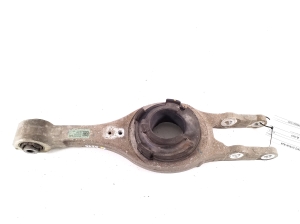  Rear control arm  - 55210-GI100 