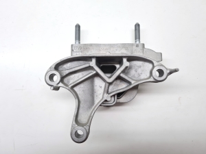 Opel Corsa F (2019–2026) Engine mount 9826551380 - 2