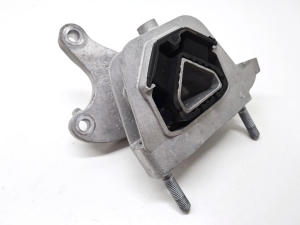 Engine mount - 9826551380