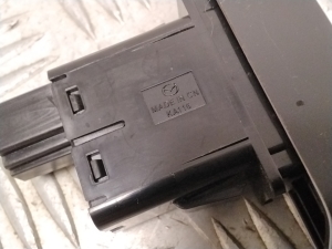 Mazda cx-60 I (2022–2026) Hazard light switch KA116 - 3