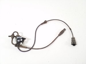 ABS-Sensor vorne - 58940KL000