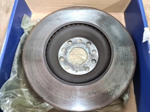 Skoda Kodiaq (2017–2026) Front brake disc - 2
