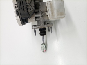 Hyundai IONIQ 5 I (2021–2026) Brake master cylinder 58500GI000 - 4