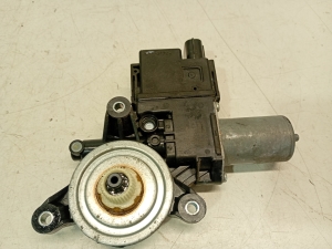 Moteur de lève-vitre de porte avant - 0620204572