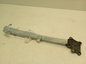 Subaru Impreza (2017–2026) Front door window regulator 0620204572 - 2