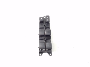   Esiukse klaaslüliti  - 8608A248 