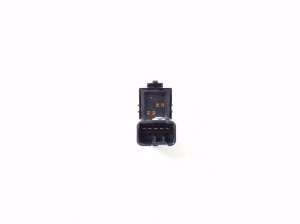 Mitsubishi Outlander (2012–2021) Rear side door window switch 8608A242 - 3