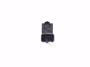 Mitsubishi Outlander (2012–2021) Rear side door window switch 8608A242 - 2