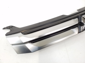 Mitsubishi Outlander (2012–2021) Front grille 7450A959 - 4