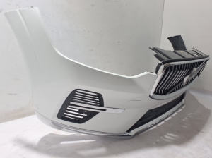 VOLVO XC60 (2017–2026) Front bumper 32234928 - 4
