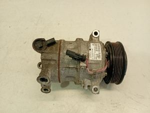 Konditsioneeri kompressor - 39157291