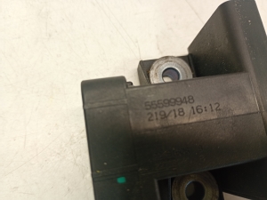 Opel Astra K (2015–2021) Solenoid 55599948 - 4