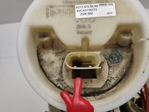Mercedes Benz CLS-Class 219 (2004–2010) Kütusepump paagis A2114704594 - 2