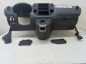 Citroen Berlingo (2008–2018) Salona panelis (torpēda) 9680918377 - 2
