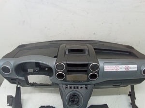 Citroen Berlingo (2008–2018) Salona panelis (torpēda) 9680918377 - 3
