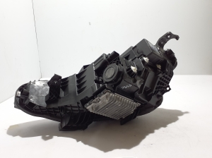 VOLVO EX30 I (2023–2026) Esituli 80000628 - 5