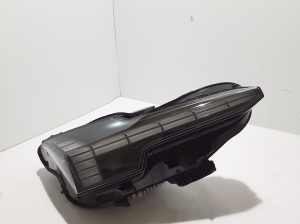 VOLVO EX30 I (2023–2026) Esituli 80000628 - 7