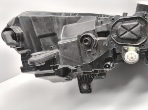 Skoda Enyaq iV I (2020–2026) Esituli 5LB941015A - 9