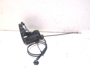 Mercedes Benz E-Class W211 (2002–2009) Esiukse lukk 2117200335 - 5