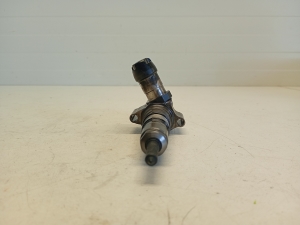 Volkswagen Passat B6 (2005–2010) Kütusepihusti 03G130073S - 5