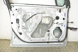 Opel Astra K (2015–2021) Esiuks - 2