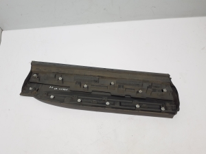 RENAULT Arkana (2019–2026) Tagumise küljeukse liist 828764986R - 2