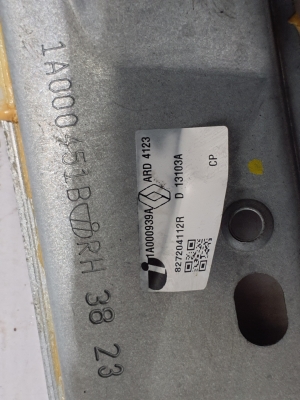 Dacia JOGGER I (2021–2026) Rear side door window regulator 827204112R - 2