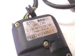 AUDI 100 C4 (1990–1994) Salongi soojenduse klapi mootor 4A0820511 - 2