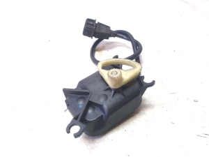 AUDI 100 C4 (1990–1994) Salongi soojenduse klapi mootor 4A0820511 - 3