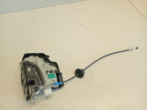 AUDI A3 8V (2012–2020) Front door lock M15417C00 - 2